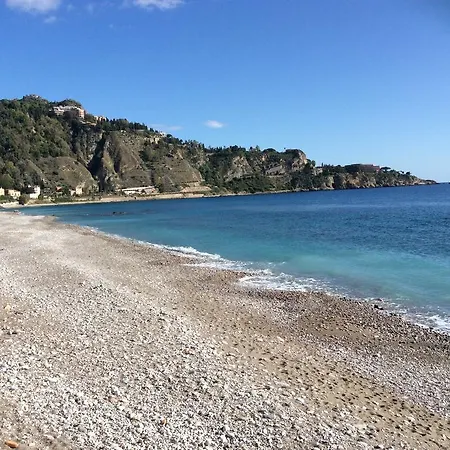 Stationhouse Lejlighed